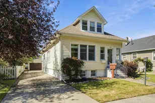 9720 Tulley Ave, Oak Lawn, IL 60453 - Photo 2