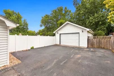 4810 Frank Drive, Shorewood, IL 60404 - Photo 4