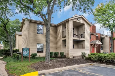 2060 N Rand Road #101, Palatine, IL 60074 - Photo 1