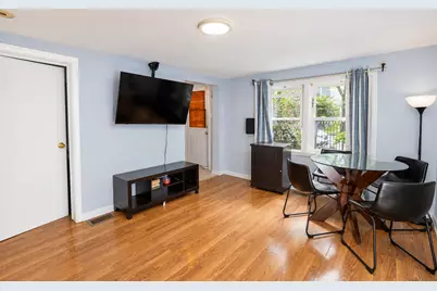 3906 W Montrose Avenue, Chicago, IL 60618 - Photo 30