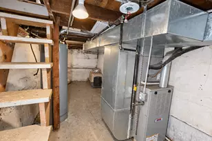 3906 W Montrose Ave, Chicago, IL 60618 - Photo 38