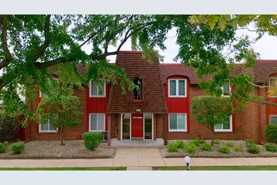 8620 W 95th Street #1A2, Hickory Hills, IL 60457 - Photo 2