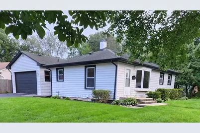 221 Sunset Terrace, Crystal Lake, IL 60014 - Photo 2