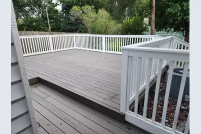 221 Sunset Terrace, Crystal Lake, IL 60014 - Photo 4