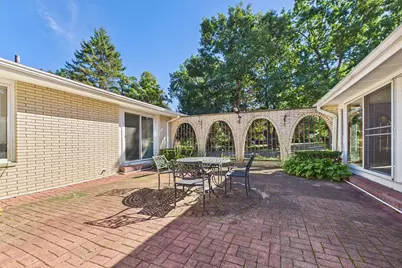 201 Oak Lane, Winthrop Harbor, IL 60096 - Photo 32