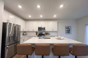 1246 Draper Rd, McHenry, IL 60050 - Photo 10