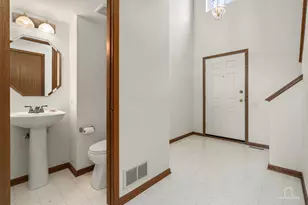791 Silk Oak Ln, Crystal Lake, IL 60014 - Photo 6