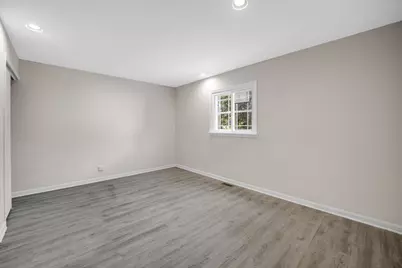 7180 Edgebrook Lane, Hanover Park, IL 60133 - Photo 6