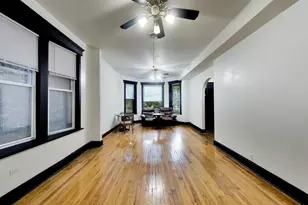 5835 N Winthrop Ave, Chicago, IL 60660 - Photo 14