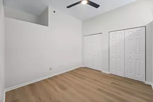340 W Superior St, Chicago, IL 60654 - Photo 8