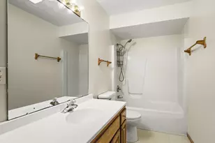 610 Sydney Ave, Loves Park, IL 61111 - Photo 18