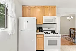 792 N Kenilworth Ave, Elmhurst, IL 60126 - Photo 8