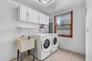 8115 Sayre Ave, Burbank, IL 60459 - Photo 6