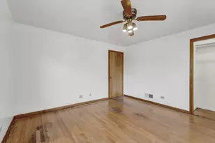 8115 Sayre Ave, Burbank, IL 60459 - Photo 16