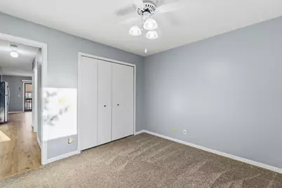 1820 W Highland Avenue #D, Elgin, IL 60123 - Photo 10