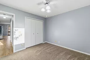 1820 W Highland Ave, Elgin, IL 60123 - Photo 10