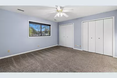 1820 W Highland Avenue #D, Elgin, IL 60123 - Photo 12