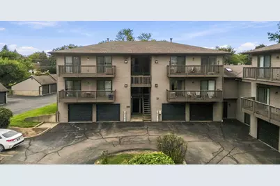 1820 W Highland Avenue #D, Elgin, IL 60123 - Photo 1
