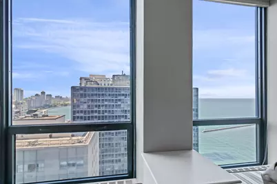260 E Chestnut Street #2904, Chicago, IL 60611 - Photo 32