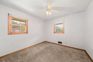 3042 Huffman Blvd, Rockford, IL 61103 - Photo 18