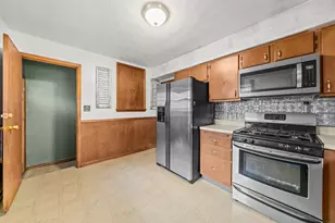 3042 Huffman Blvd, Rockford, IL 61103 - Photo 10
