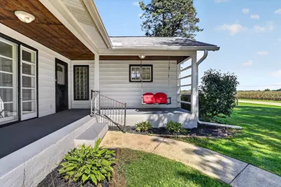 3225 S Weldon Road, Rockford, IL 61102 - Photo 6