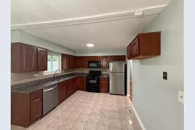 2341 Leeward Lane, Hanover Park, IL 60133 - Photo 4
