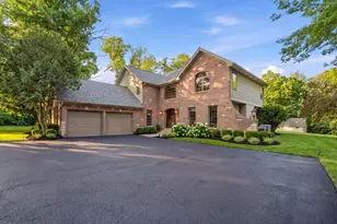 26792 W Lakeview Dr S, Lake Barrington, IL 60084 - Photo 1