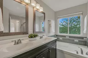 2287 W Bentley Ln, Round Lake, IL 60073 - Photo 18