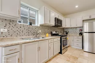 3405 Cuyler Ave, Berwyn, IL 60402 - Photo 10