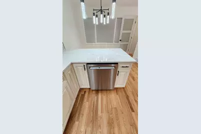 7034 W 63rd Place, Chicago, IL 60638 - Photo 12