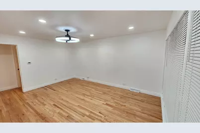7034 W 63rd Place, Chicago, IL 60638 - Photo 6