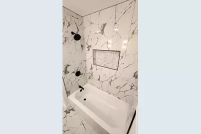 7034 W 63rd Place, Chicago, IL 60638 - Photo 18