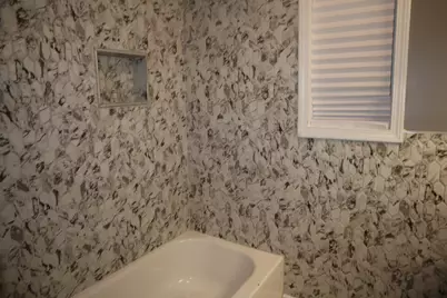 539 E 68th Street, Chicago, IL 60637 - Photo 6