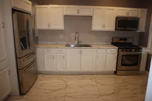 539 E 68th St, Chicago, IL 60637 - Photo 4