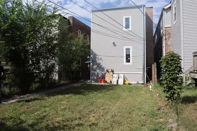 539 E 68th Street, Chicago, IL 60637 - Photo 18