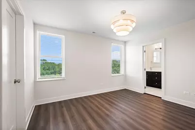 2314 W Arthur Avenue #4, Chicago, IL 60645 - Photo 8