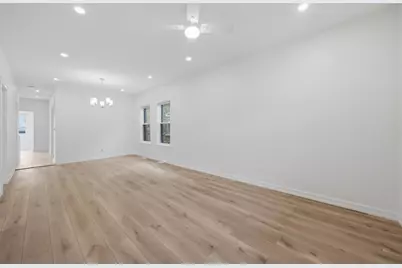 1109 N Kedvale Avenue #1, Chicago, IL 60651 - Photo 6