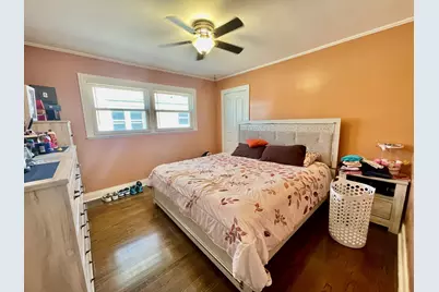 9133 S Hamlin Avenue, Evergreen Park, IL 60805 - Photo 8