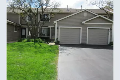 241 E Forest Knoll Drive, Palatine, IL 60074 - Photo 2