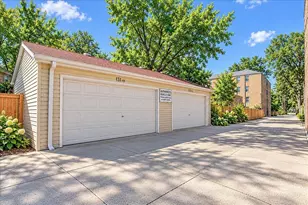 131 Callan Ave, Evanston, IL 60202 - Photo 18