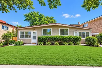 131 Callan Avenue, Evanston, IL 60202 - Photo 2
