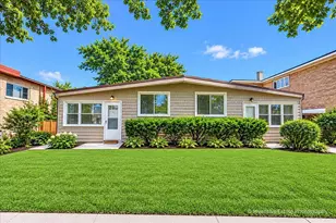 131 Callan Ave, Evanston, IL 60202 - Photo 2