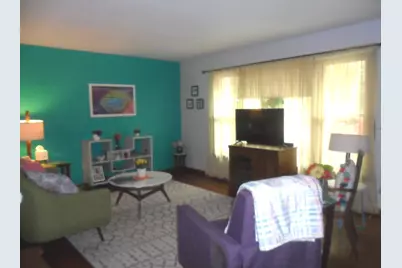 8501 S Kean Avenue, Hickory Hills, IL 60457 - Photo 10