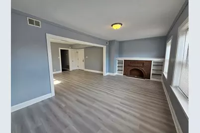6604 Roosevelt Road #2F, Oak Park, IL 60304 - Photo 2