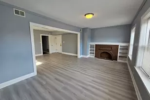 6604 Roosevelt Rd, Oak Park, IL 60304 - Photo 2