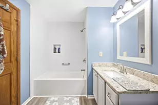 1442 Ridge Dr, Sycamore, IL 60178 - Photo 20