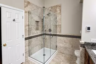 410 Thornwood Way, South Elgin, IL 60177 - Photo 16