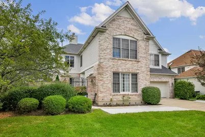 527 Mallard Point Drive, North Aurora, IL 60542 - Photo 2