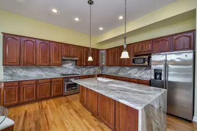 527 Mallard Point Drive, North Aurora, IL 60542 - Photo 12